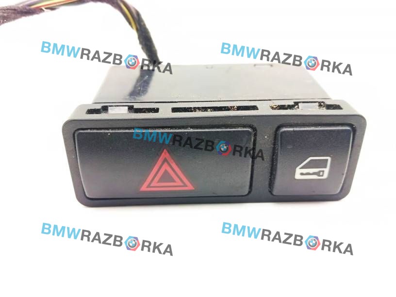 кнопка аварийной сигнализации BMW X5 E53 2001, 3.0 л., M57 D30 (306D1), дизель, внедорожник 5 дв., 61318368920