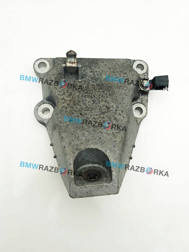 кронштейн двигателя BMW X3 E83 2006, 3.0 л., N52 B30 A, бензин, внедорожник 5 дв., 22113415179