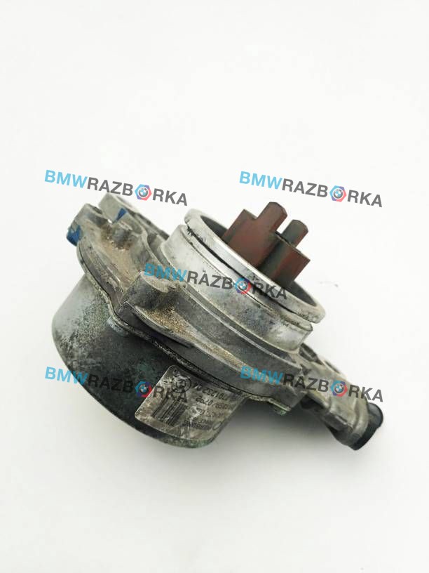 насос вакуумный BMW 7 серия E65/E66/E67 2002, 3.0 л., M57 D30 (306D3), дизель, АКПП, седан, 11667791232