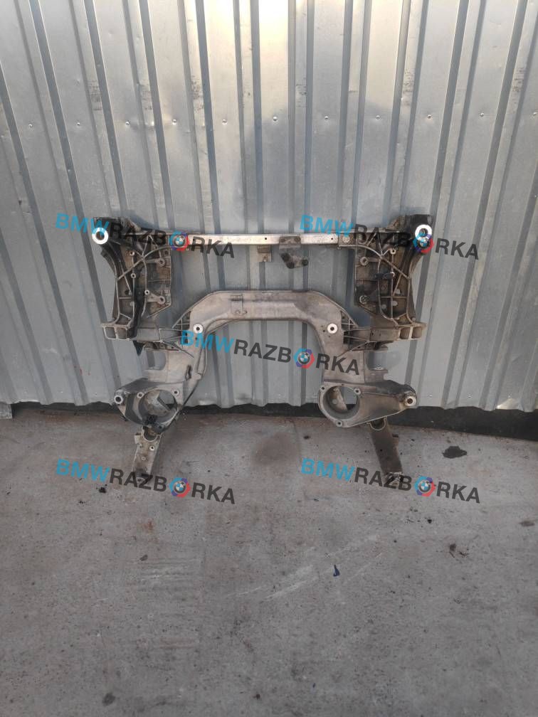 балка подвески передняя (подрамник) BMW 7 серия F01/F02 2012, 4.4 л., N63 B44 B, бензин, седан, 793017