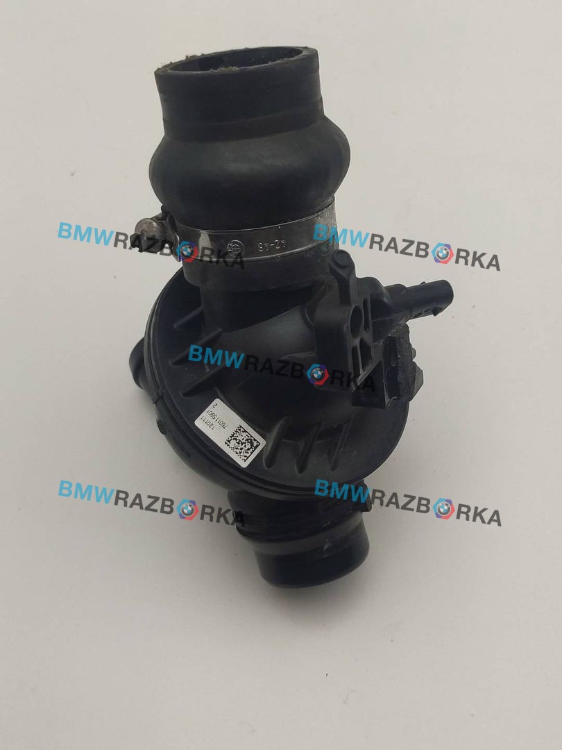 корпус термостата BMW 5 серия F07/F10/F11 2012, 3.0 л., бензин, АКПП, седан, 7601159