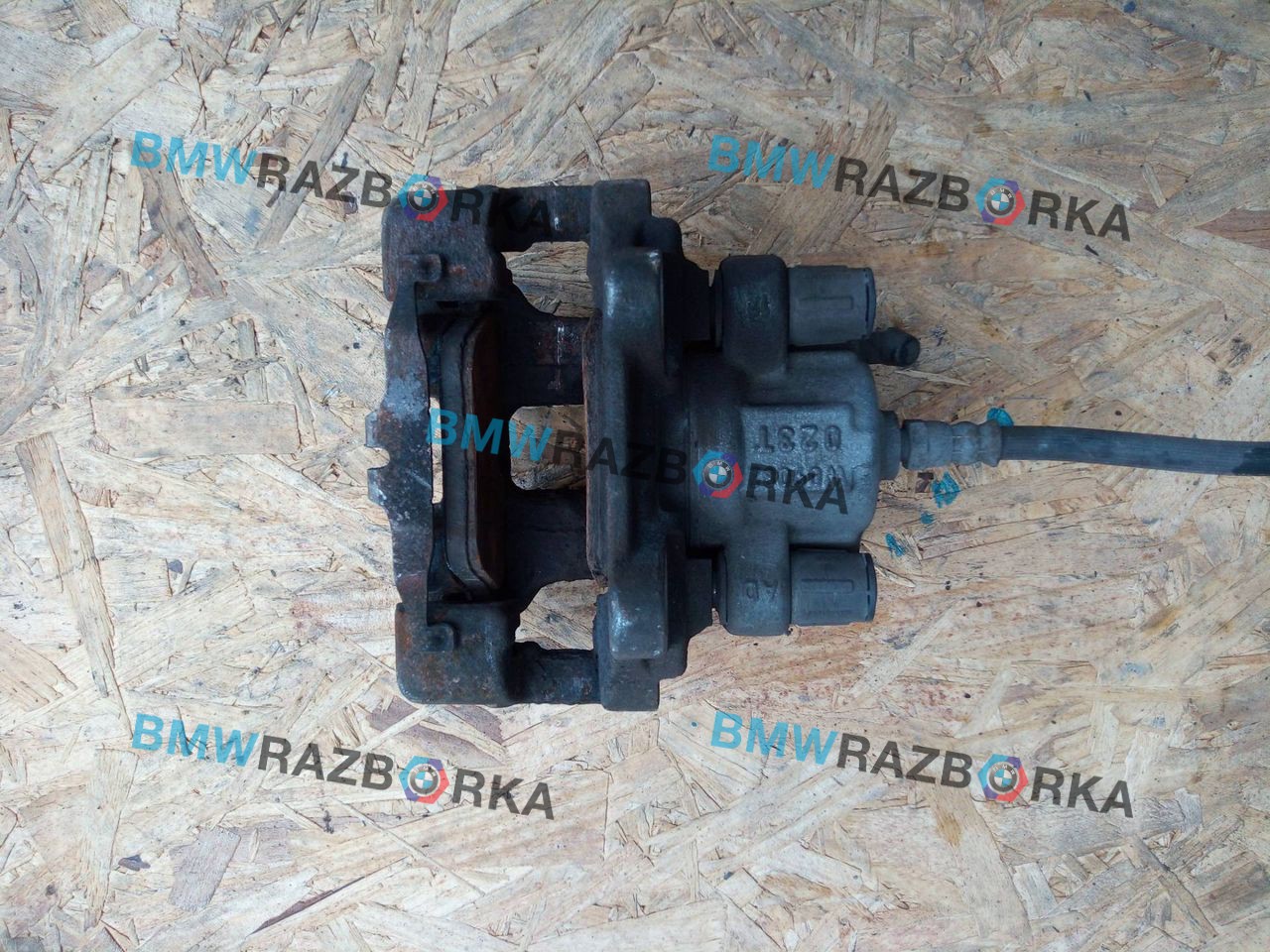 суппорт задний левый BMW 3 серия F30/F31/F34 [рестайлинг] F31 2015, 2.0 л., N47 D20 C, дизель, АКПП, белый, универсал, задний привод, правый руль, W09082, 032T