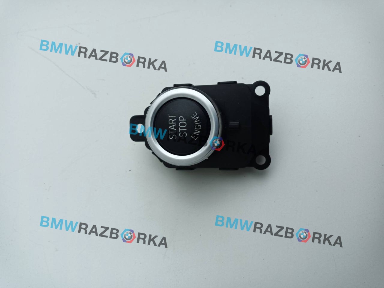кнопка запуска двигателя BMW 5 серия F07/F10/F11 2011, 3.0 л., N57 D30 A, дизель, АКПП, седан