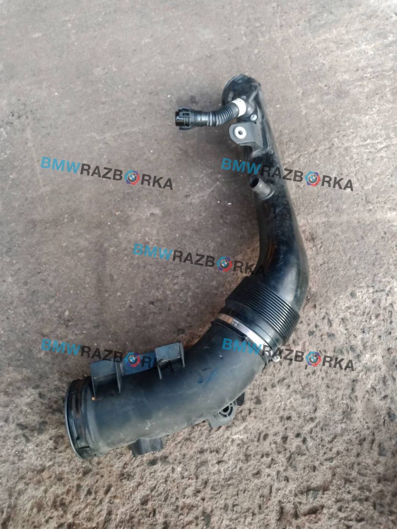 патрубок турбины BMW 5 серия F07/F10/F11 2011, 3.0 л., бензин, АКПП, седан