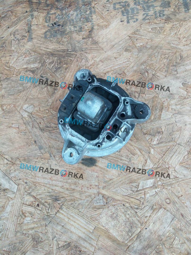 подушка крепления двигателя BMW 5 серия F07/F10/F11 2012, 3.0 л., бензин, АКПП, седан, 6781562