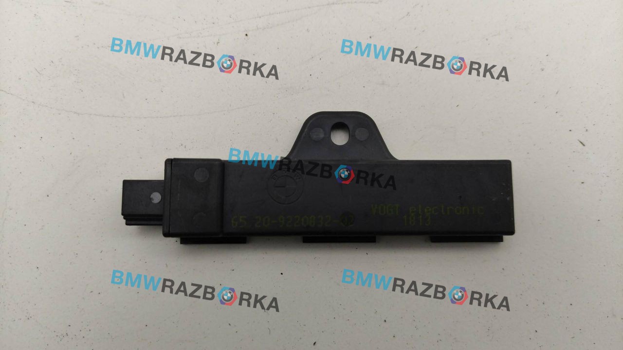 Антенна системы комфортного доступа BMW 7 серия F01/F02 2012, 3.0 л., N54 B30 A, бензин, АКПП, седан, 9220832