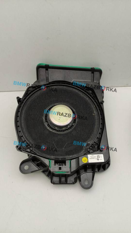 сабвуфер BMW 5 серия G30/G31 2017, 2.0 л., D, АКПП, седан, задний привод, 65139395862