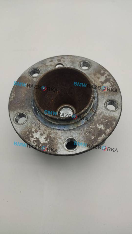 ступица передняя BMW 7 серия F01/F02 2011, 4.4 л., N63 B44 A, бензин, АКПП, седан, 6775771