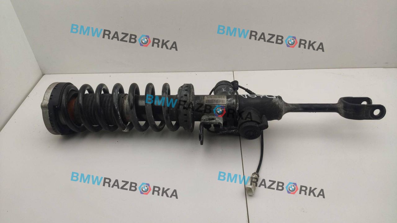 амортизатор передний правый BMW 5 серия F07/F10/F11 2010, 4.4 л., i, N63 B44 A, бензин, АКПП, белый, хетчбэк 5 дв., задний привод, 6794136