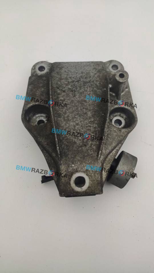 кронштейн двигателя BMW 7 серия F01/F02 2008, 3.0 л., дизель, АКПП, седан, правый руль, 6777623