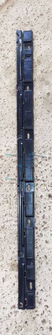 Кронштейн крепления порога BMW 7 серия F01/F02 2011, 4.4 л., N63 B44 A, бензин, АКПП, седан, 7187101