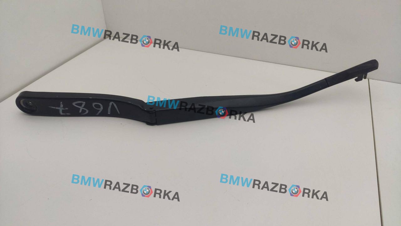 щеткодержатель (поводок стеклоочистителя, дворник) BMW 5 серия F07/F10/F11 F10 2011, 3.0 л., i, N52N B30 A, бензин, АКПП, седан, задний привод, 7182459