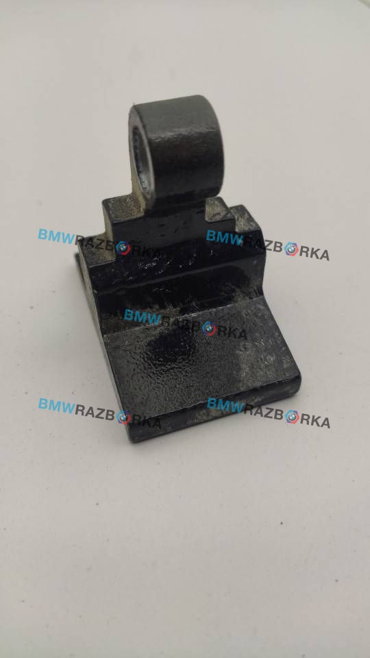 петля двери BMW X3 F25 2014, 2.0 л., N20 B20 A, бензин, АКПП, внедорожник 5 дв., 7160823