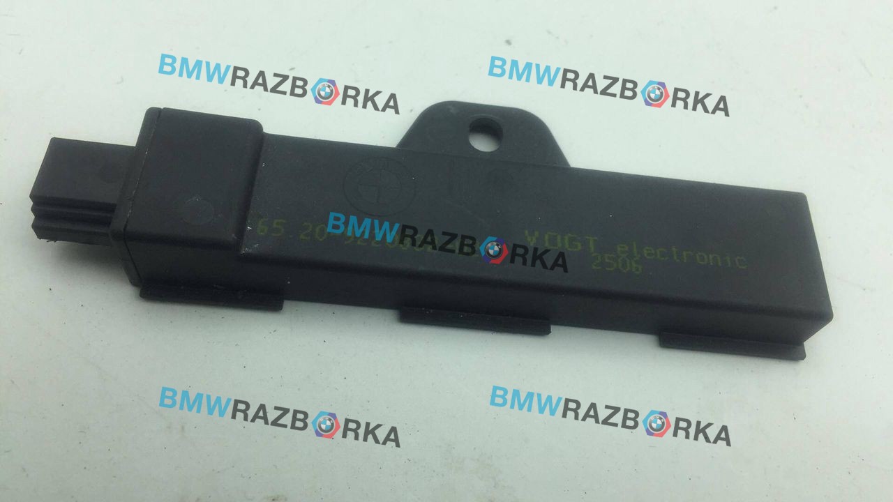 Антенна системы комфортного доступа BMW 7 серия F01/F02 2011, 3.0 л., N54 B30 A, бензин, АКПП, седан, 9220832