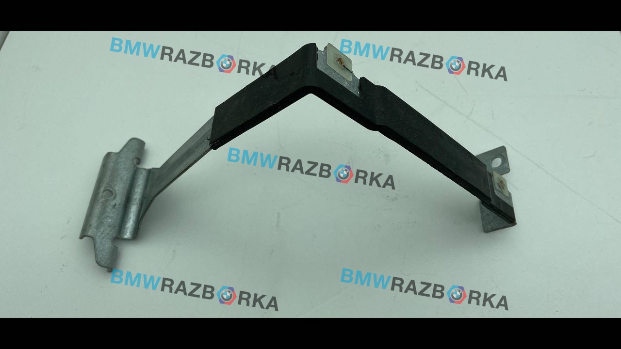 крепление аккумулятора BMW X6 E71/E72 2010, 4.4 л., бензин, 7555905