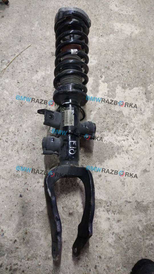 амортизатор передний правый BMW 5 серия F07/F10/F11 2012, 3.0 л., бензин, АКПП, седан, 37116796858