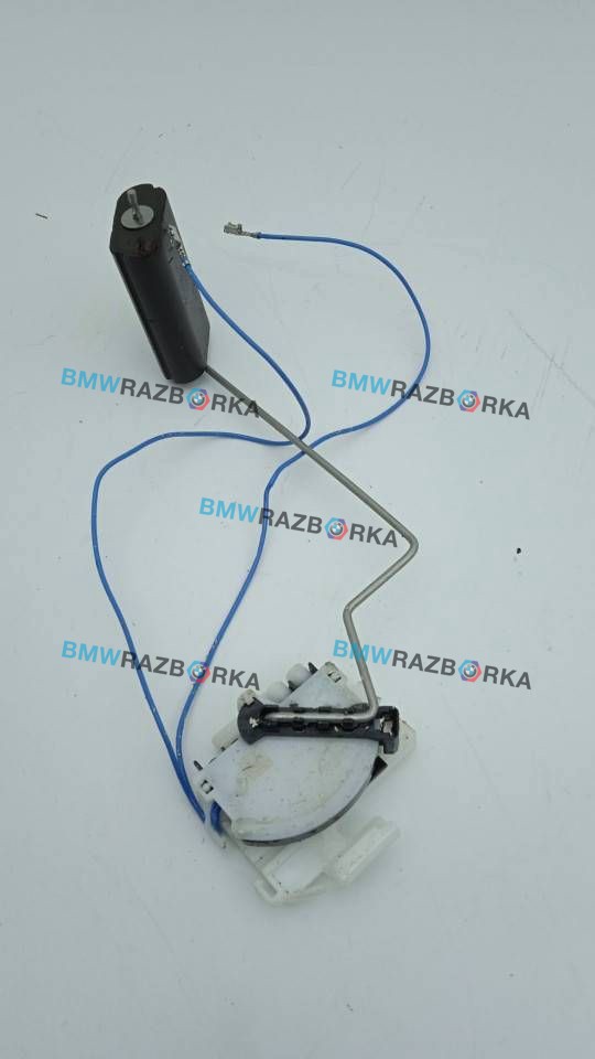 датчик уровня топлива BMW X6 E71/E72 2011, 4.0 л., D, дизель, АКПП, белый, внедорожник 5 дв., полный привод, правый руль