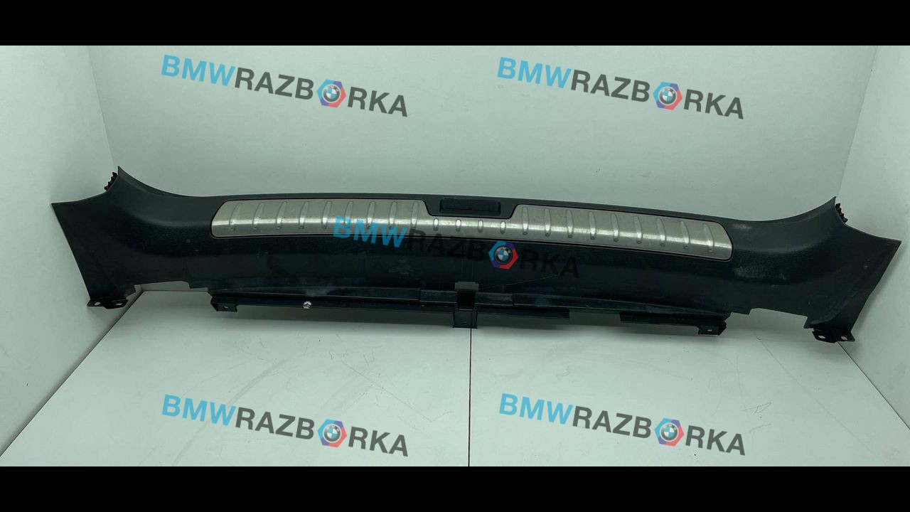 накладка внутренняя на заднюю панель кузова BMW X6 E71/E72 2011, 4.0 л., D, дизель, АКПП, белый, внедорожник 5 дв., полный привод, правый руль, 6981004