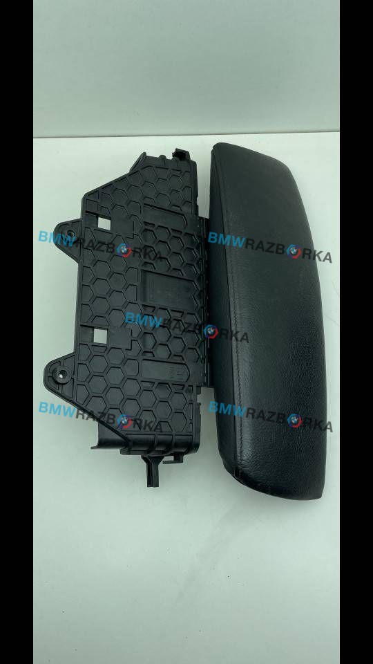 подлокотник BMW X6 E71/E72 2011, 4.0 л., D, дизель, АКПП, белый, внедорожник 5 дв., полный привод, правый руль