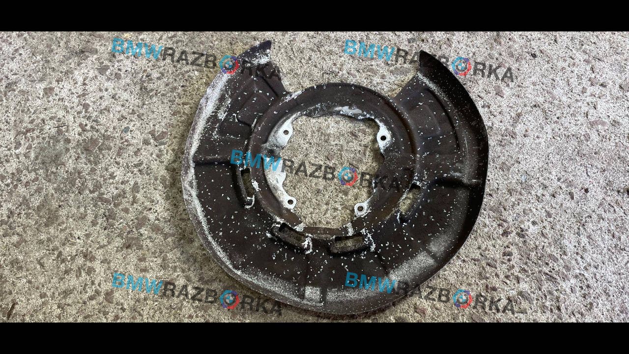защитный кожух тормозного механизма BMW X5 E70 [рестайлинг] 2012, 3.0 л., дизель, серебристый, внедорожник 5 дв., правый руль, 6771967
