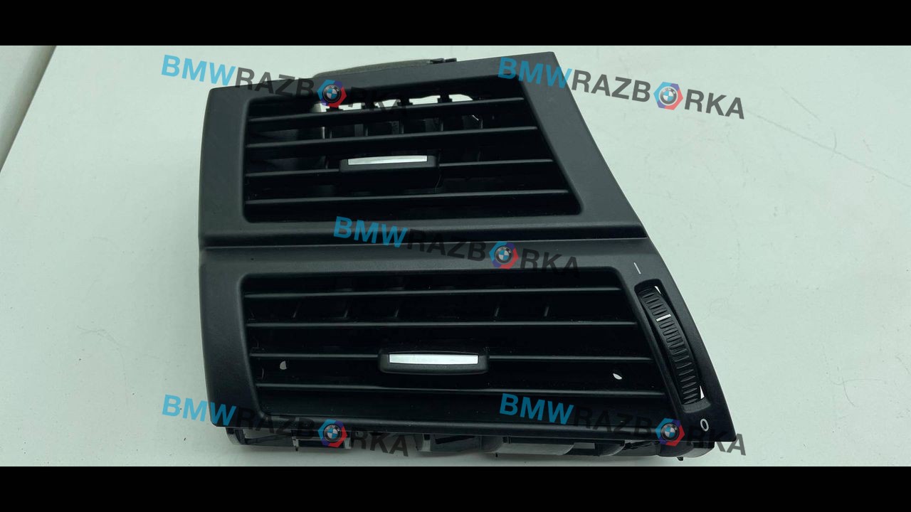 дефлектор обдува салона BMW X5 E70 [рестайлинг] 2012, 3.0 л., дизель, серебристый, внедорожник 5 дв., правый руль, 9227767