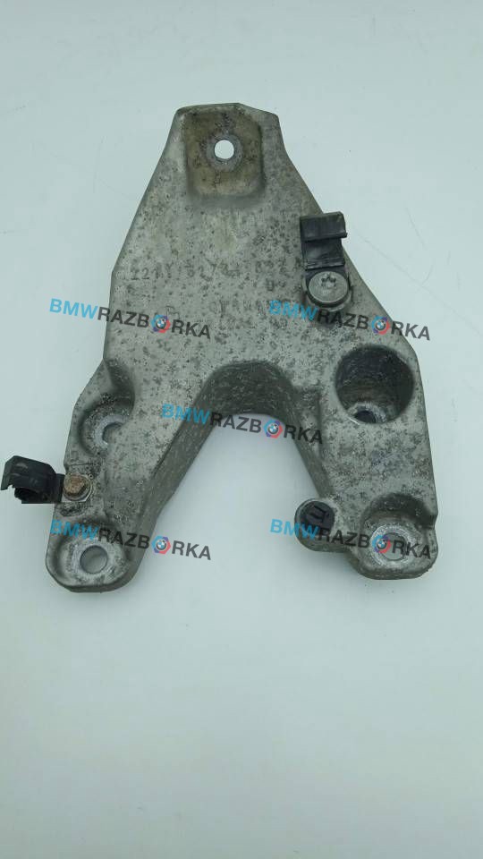 кронштейн двигателя BMW X3 F25 2011, 3.0 л., i, N52 B30 A, бензин, АКПП, черный, внедорожник 5 дв., полный привод, 6784627