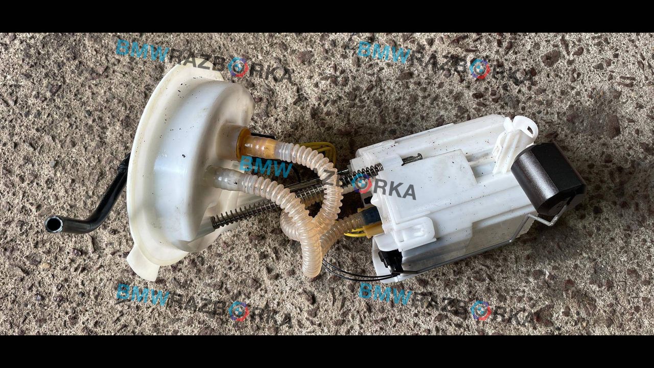 колба в бак BMW 4 серия F32/F33 F36 2016, 2.0 л., D, B47 D20 A, дизель, АКПП, черный, хетчбэк 5 дв., полный привод, правый руль, 7344067