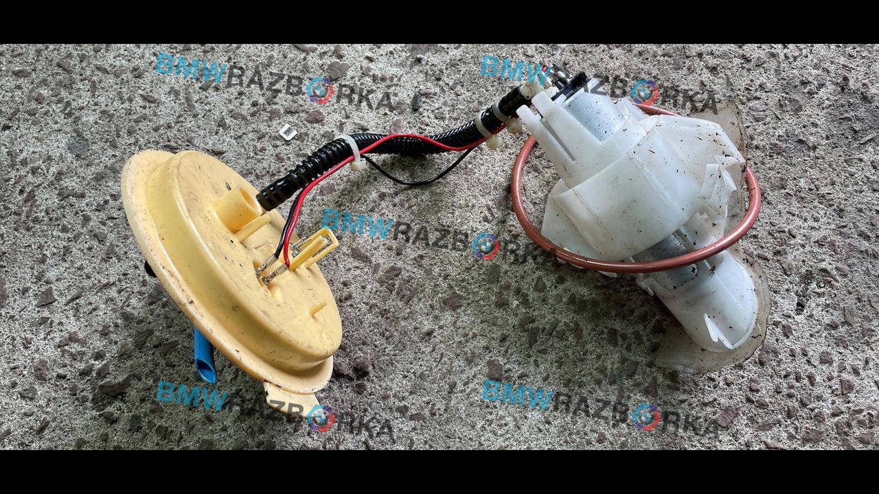 колба в бак BMW 5 серия F10/F11 [рестайлинг] F10 2016, 3.0 л., D, N57 D30 A, дизель, АКПП, седан, задний привод, правый руль, 7217065