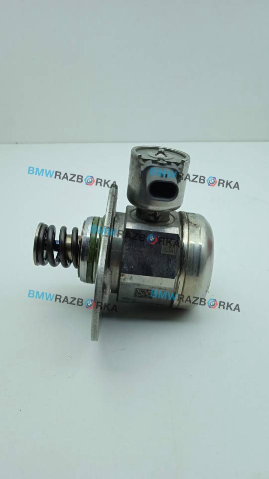 ТНВД BMW 3 серия F30/F31/F34 F30 2012, 2.0 л., i, N20 B20 A, бензин, АКПП, седан, задний привод, 8604229