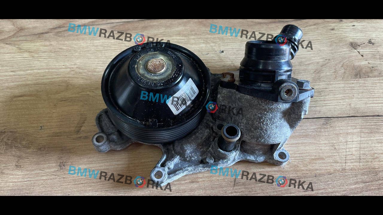 помпа BMW 3 серия F30/F31/F34 2014, 2.0 л., дизель, хетчбэк 5 дв., 7810833