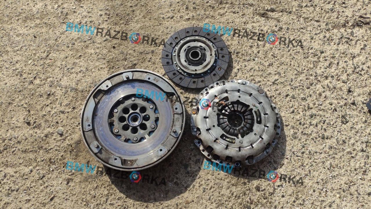 маховик BMW 3 серия F30/F31/F34 2014, 2.0 л., дизель, хетчбэк 5 дв.