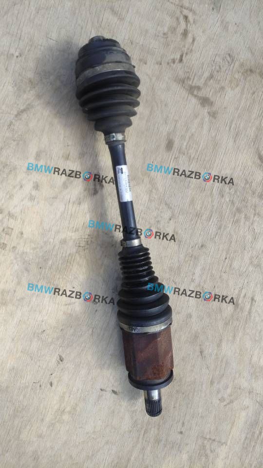 полуось передняя левая (приводной вал, ШРУС) BMW 5 серия F07/F10/F11 2011, 3.0 л., i, N55 B30 A, бензин, АКПП, седан, полный привод, 7593043