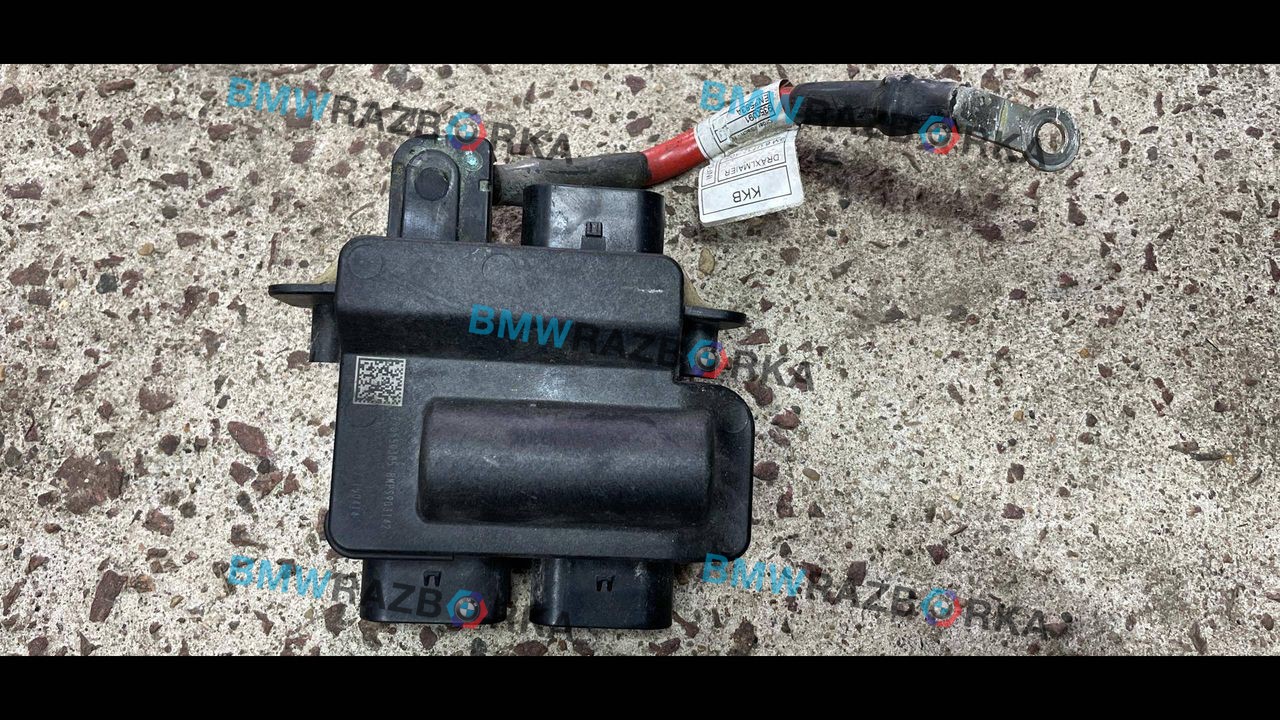 распределитель B+ BMW X6 F16 2016, 4.0 л., D, дизель, АКПП, внедорожник 5 дв., полный привод, правый руль, 9285503