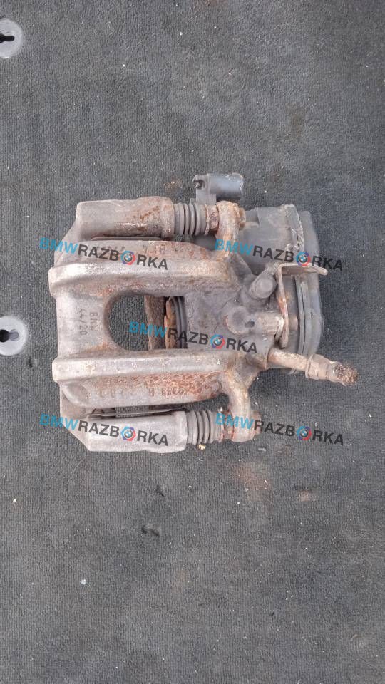суппорт задний левый BMW 5 серия F07/F10/F11 2011, 3.0 л., i, N55 B30 A, бензин, АКПП, седан, полный привод