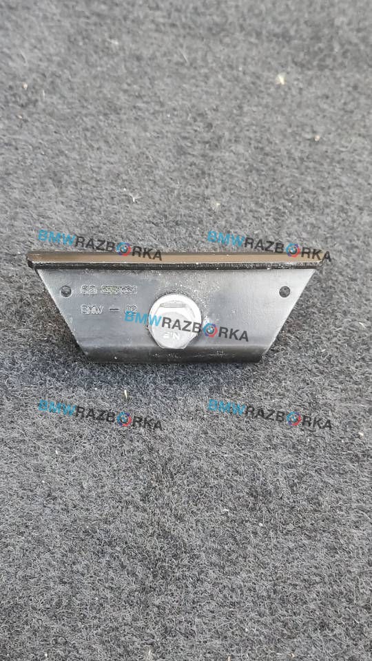 крепление аккумулятора BMW 5 серия G30/G31 2017, 3.0 л., i, B58 B30 A, бензин, АКПП, черный, седан, полный привод, правый руль, 6832664