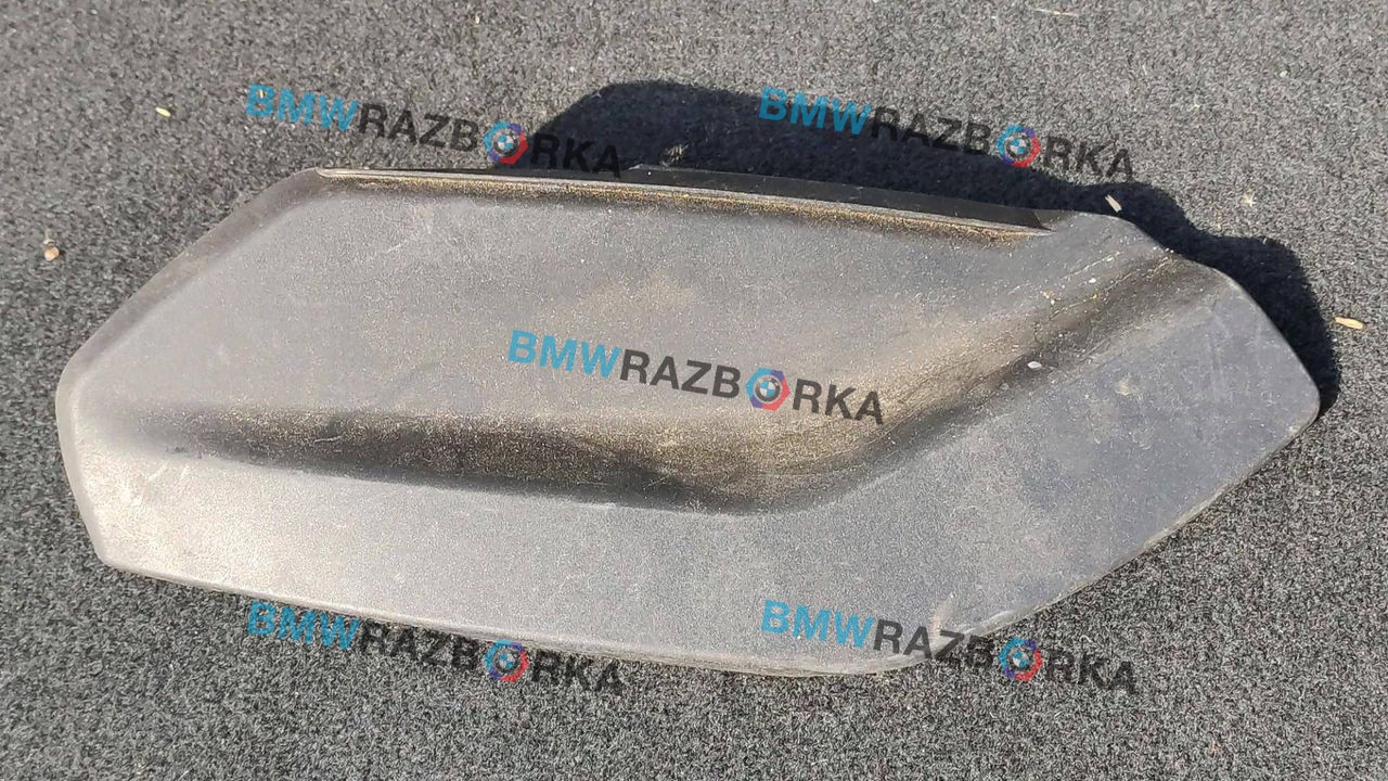 крышка блока предохранителей BMW 5 серия G30/G31 2017, 3.0 л., i, B58 B30 A, бензин, АКПП, черный, седан, полный привод, правый руль, 8617521