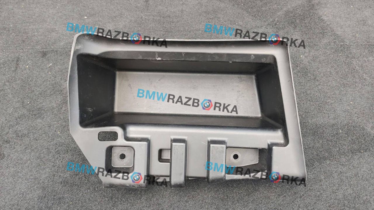 пластик BMW 5 серия G30/G31 2017, 3.0 л., i, B58 B30 A, бензин, АКПП, черный, седан, полный привод, правый руль, 7373580