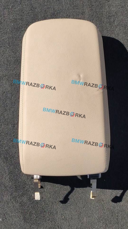 подлокотник BMW 5 серия G30/G31 2017, 3.0 л., i, B58 B30 A, бензин, АКПП, черный, седан, полный привод, правый руль, 6841547