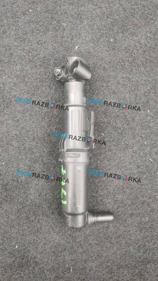 форсунка омывателя фары правая BMW 5 серия F07/F10/F11 2011, 3.0 л., i, N55 B30 A, бензин, АКПП, седан, полный привод, 7149886