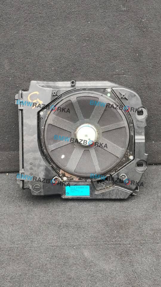 сабвуфер BMW 5 серия F07/F10/F11 2011, 3.0 л., бензин, АКПП, седан, 65139169685