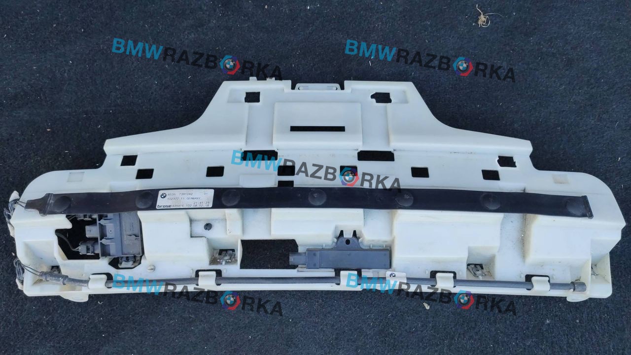 Крепление бампера заднего BMW 4 серия F32/F33 [рестайлинг] F36 2018, 3.0 л., i, B58 B30 A, бензин, АКПП, a52, хетчбэк 5 дв., задний привод, 51128054565, 61357391042
