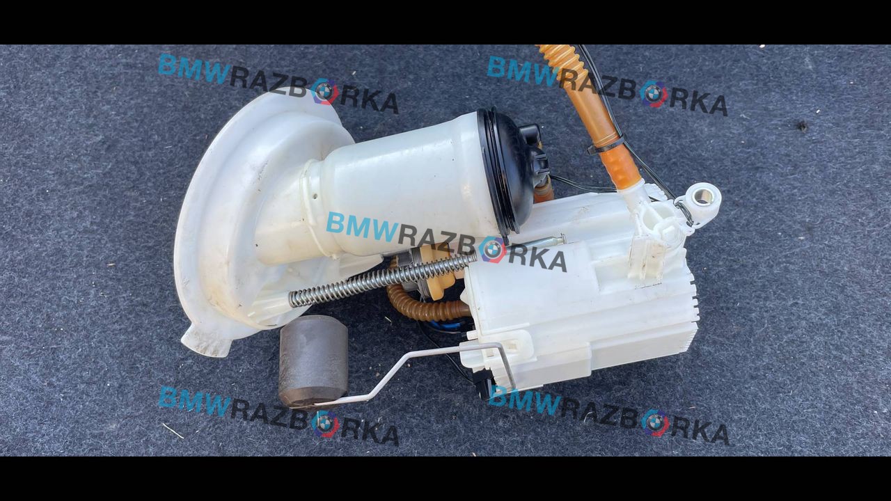 колба в бак BMW 3 серия F30/F31/F34 F30 2013, 2.0 л., N20 B20 A, бензин, АКПП, седан, полный привод