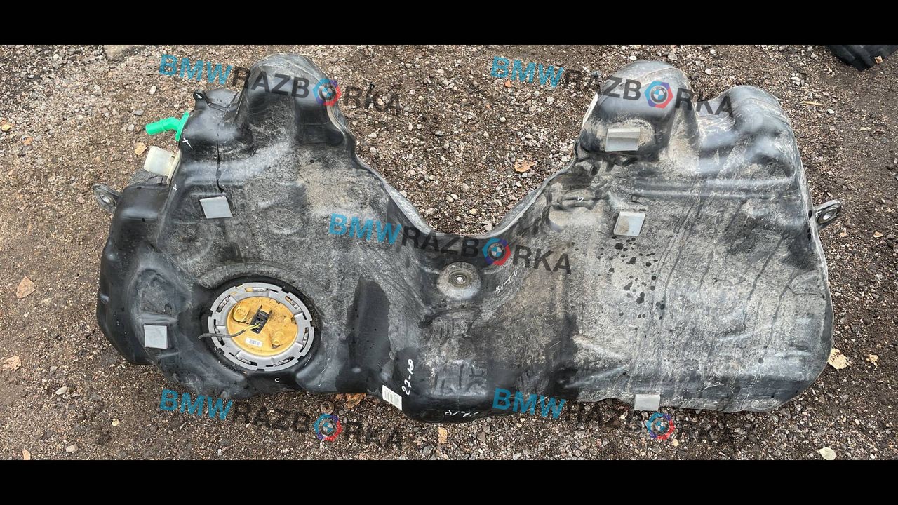 бак топливный BMW 7 серия F01/F02 2011, 3.0 л., D, N57 D30 A, дизель, АКПП, седан, задний привод, правый руль, 7184986