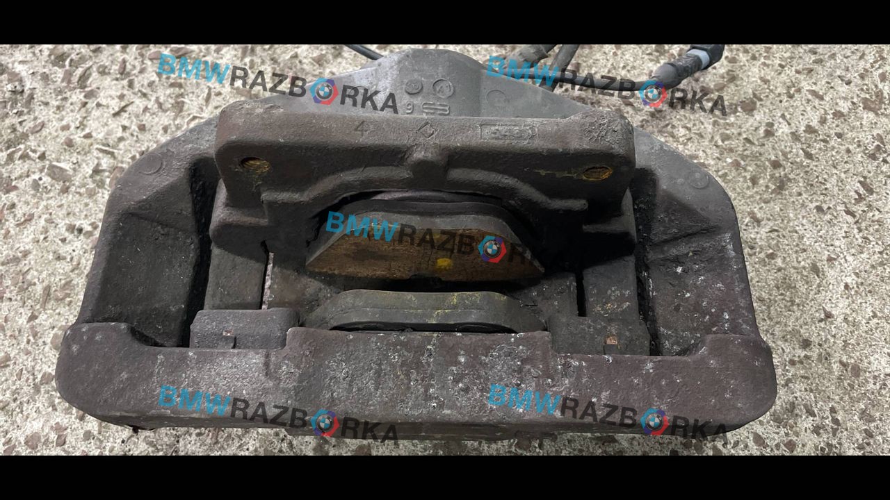 суппорт передний левый BMW 5 серия F07/F10/F11 2012, 3.0 л., D, N57 D30 A, дизель, АКПП, 475, седан, задний привод, правый руль