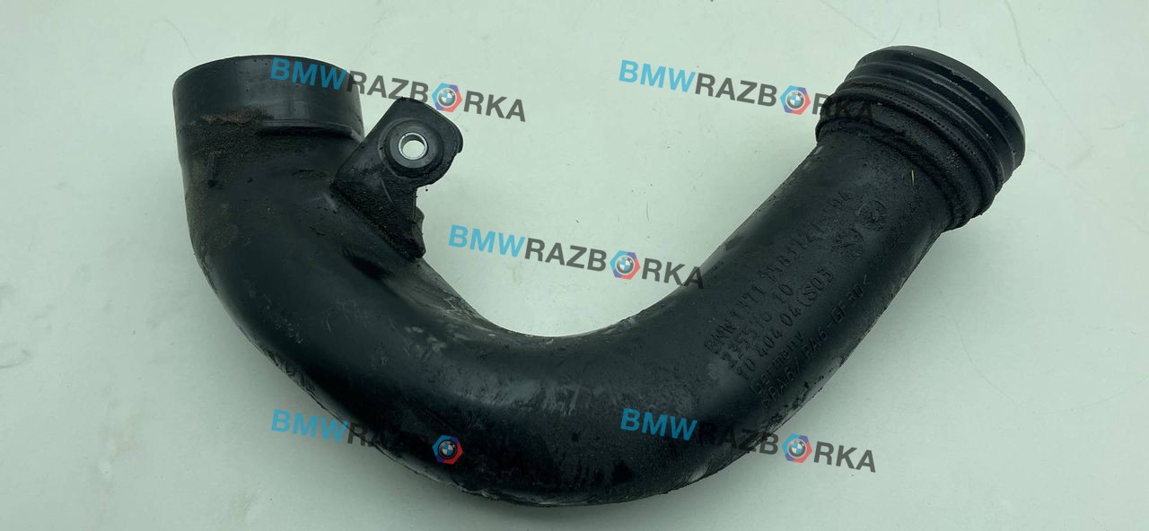патрубок турбины BMW 5 серия F10/F11 [рестайлинг] 2015, 3.0 л., бензин, АКПП, седан, 13717583727, 235576, 1040193S05, 13717583726, 1040404