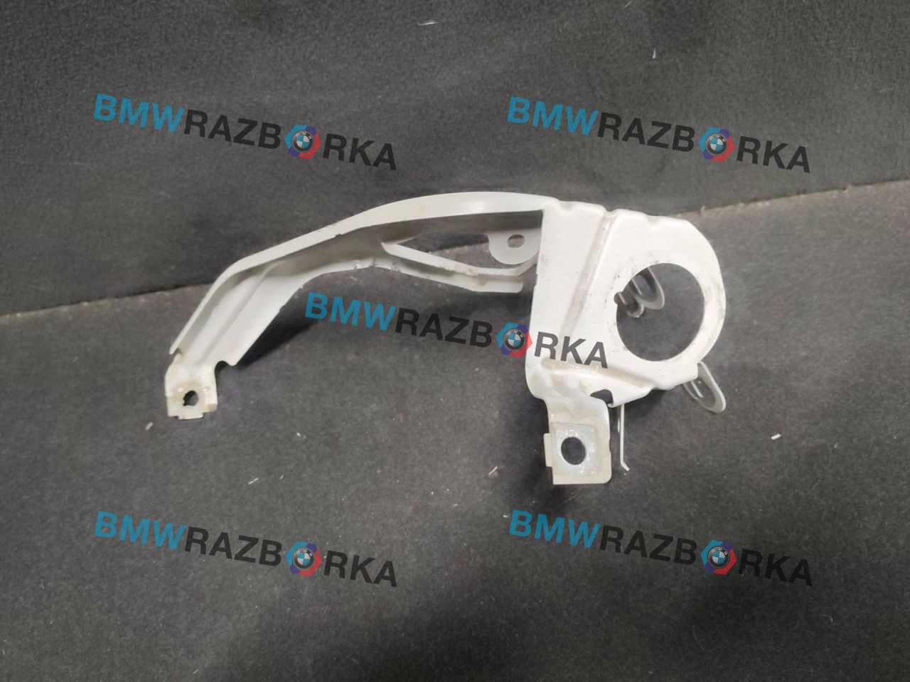 крепление крыла переднего правого BMW 5 серия F07/F10/F11 F10 2010, 3.0 л., N57 D30 A, дизель, АКПП, седан, задний привод, правый руль