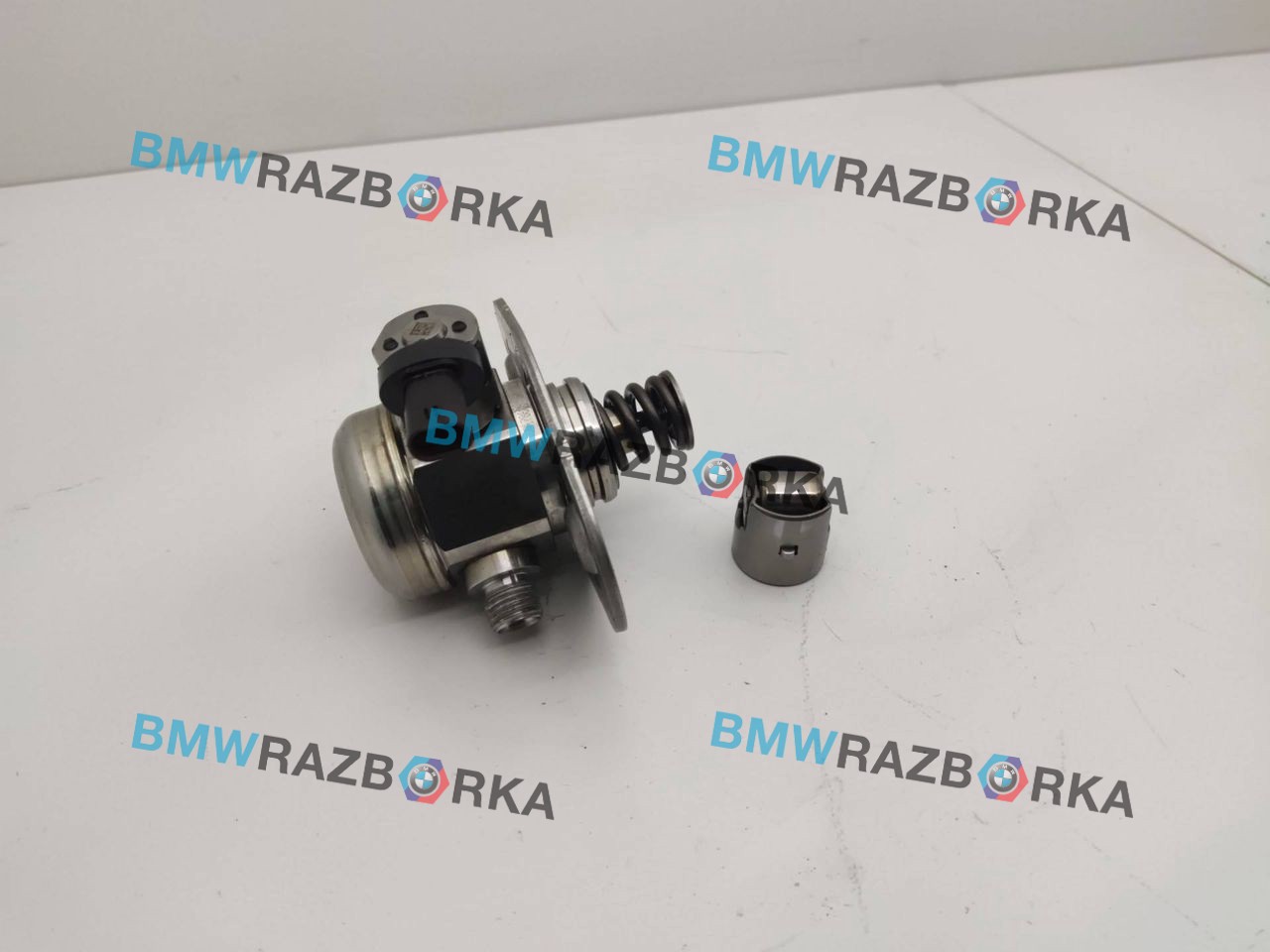 ТНВД BMW 4 серия F32/F33 [рестайлинг] F32 2018, 2.0 л., B48 B20 B, бензин, АКПП, купе, 13517642466, 02615200258