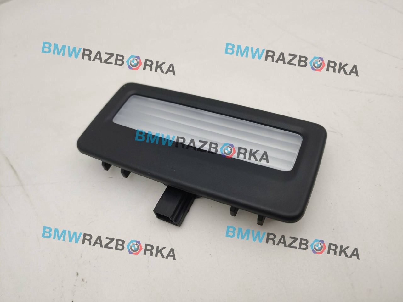 плафон подсветки козырька BMW 7 серия F01/F02 [рестайлинг] F02 2014, 4.4 л., N63 B44 B, бензин, АКПП, седан, задний привод, 9163764