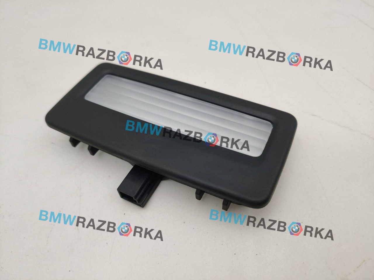 плафон подсветки козырька BMW 7 серия F01/F02 [рестайлинг] F02 2014, 4.4 л., N63 B44 B, бензин, АКПП, седан, задний привод, 9163764
