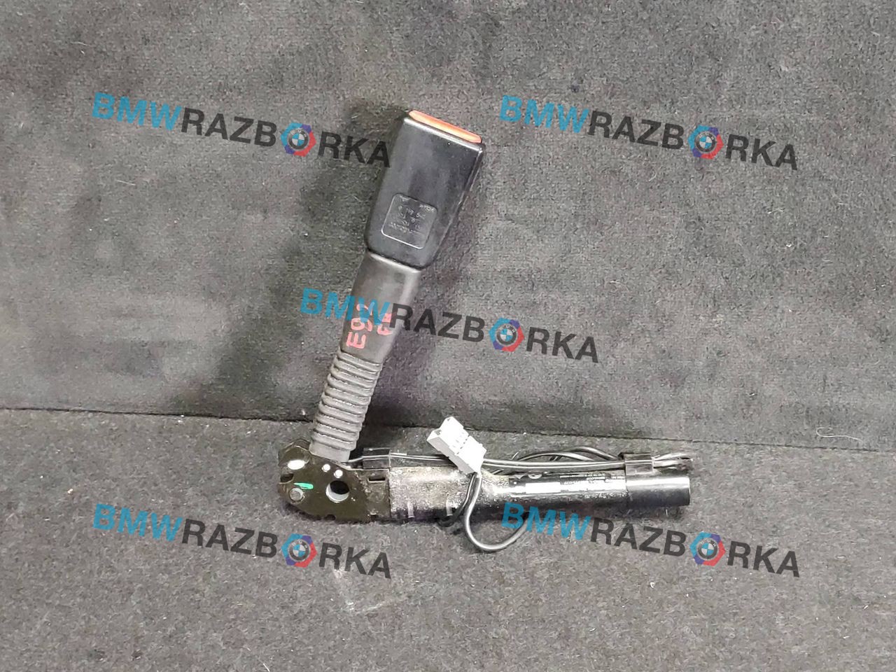пиропатрон BMW 3 серия E90/E91/E92/E93 [рестайлинг] E92 2008, 3.0 л., D, M57 D30 (306D3), дизель, МКПП, черный, купе, задний привод, правый руль, 9119542
